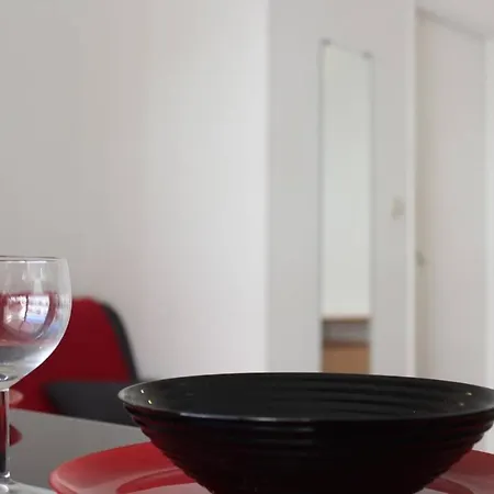 Appt 2 Pieces - Lr030-c123 公寓 *