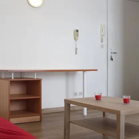 Appt 2 Pieces - Lr030-c123 公寓 拉罗歇尔