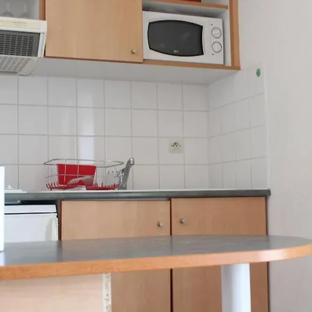 Appt 2 Pieces La Rochelle - Lr030-c123 Apartment